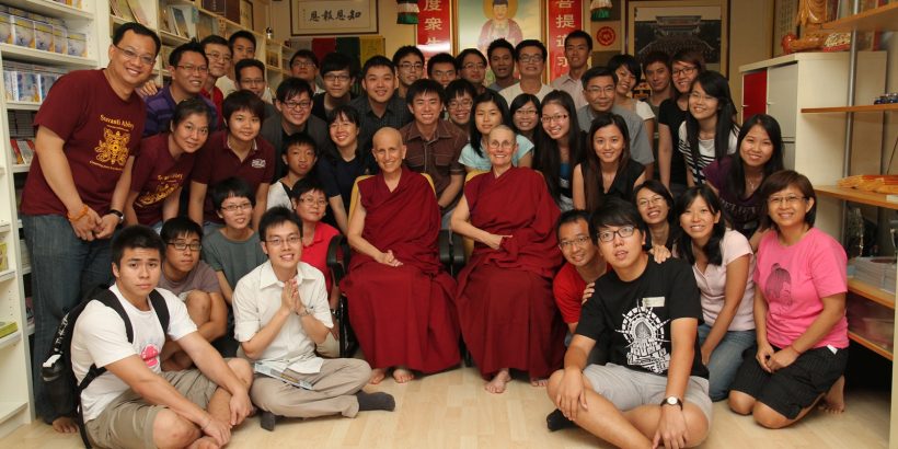 Group-Photo-Ven-Chodron-Dialogue