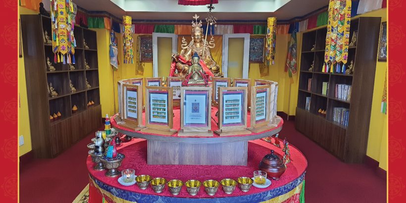 35. Bàn Thờ Quy Y Tam Bảo và Tam Căn Bản